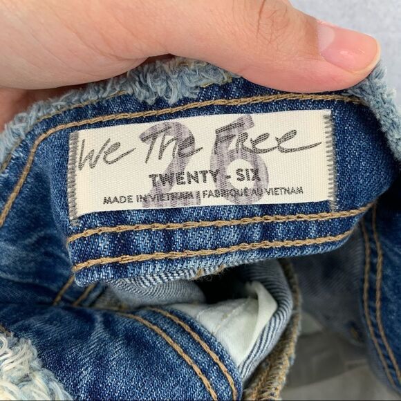 Free People Frayed Becket Cutoff Shorts NWT 26 - Picture 8 of 13